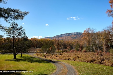 Horgan_2917Route44-55_083