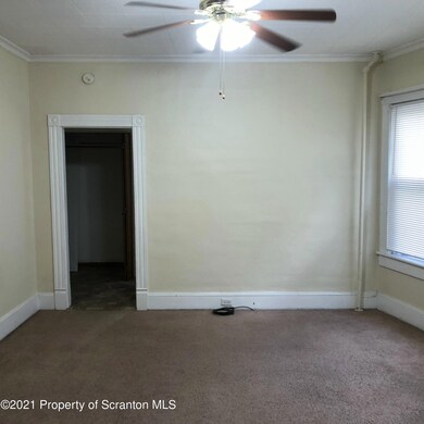 723 N Sumner Ave, Scranton, PA 18504 - photo 4