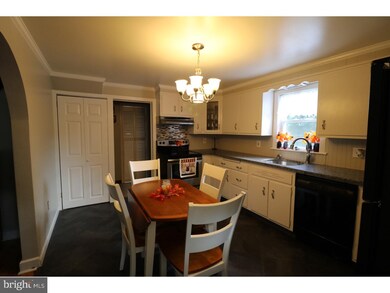 771 Fairmont Ave, Mohnton, PA 19540 - photo 6