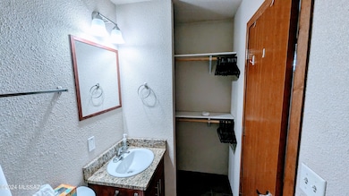 PXL_20241004_154454572