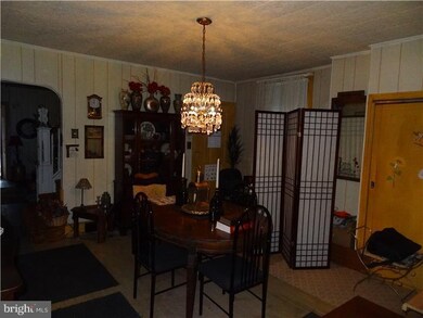 6114 Larchwood Ave, Philadelphia, PA 19143 - photo 6