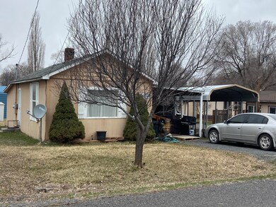 1226 Kane St, Klamath Falls, OR 97603 - photo 2