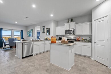 553 Bronze Cir E, Springtown, TX 76082 - photo 5