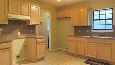 214 Tahiti Dr, Weslaco, TX 78599 - photo 6