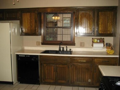 10811 W 70th Terrace, Shawnee, KS 66203 - photo 7