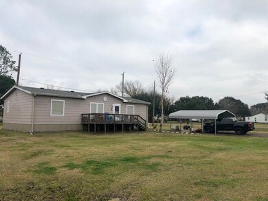 1523 Avenue L, Danbury, TX 77534 - photo 2