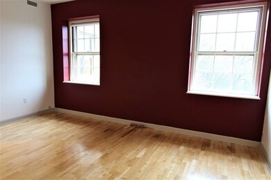 60E Glen Rd unit 306, Brookline, MA 02445 - photo 2