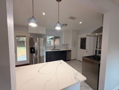 4523 Spellman Rd, Houston, TX 77035 - photo 7