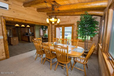 67741 Lost Rd Cass Dining (2)