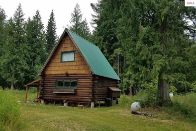 Off-Grid Camping Style