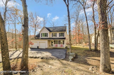 205 Regent St, Bushkill, PA 18324 - photo 4