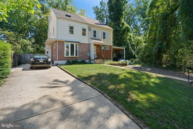 6913 Kenyon Dr, Alexandria, VA 22307 - photo 4