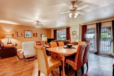 10307 W Cameo Dr Sun City AZ-small-005-7