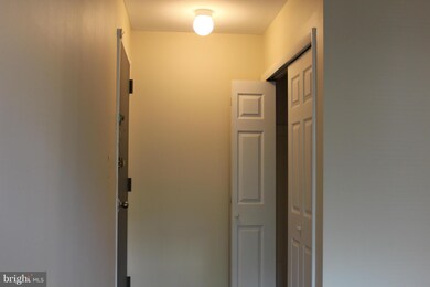 10720 West Dr unit 302, Fairfax, VA 22030 - photo 5