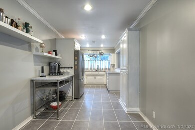 236 E 35th St, Tulsa, OK 74105 - photo 7