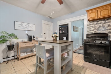 L Side Kitchen