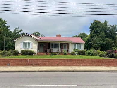 409 W Boyce St, Manning, SC 29102 - photo 4