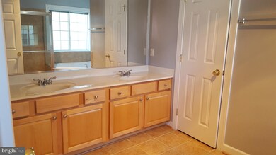 2456 Curie Ct unit 21, Herndon, VA 20171 - photo 7