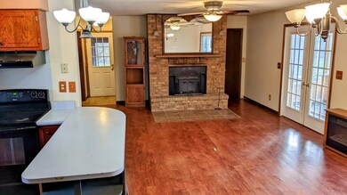 80 E Washington St, Poneto, IN 46781 - photo 2