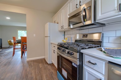 Kitchen-4th-View