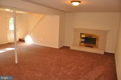 12717 Clarion Rd, Fort Washington, MD 20744 - photo 2