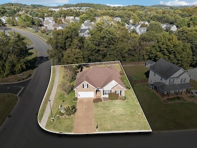 1300 Branchside Ct, Thompsons Station, TN 37179 - photo 4