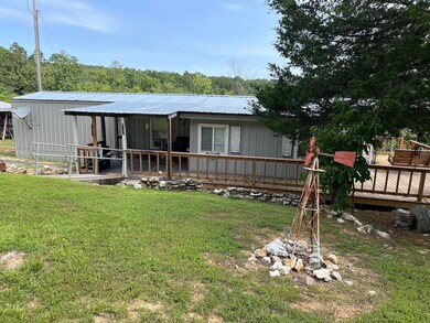 404 Starfield Trail, Mammoth Spring, AR 72554 - photo 2