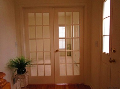 28 Rose Ln, Rensselaer, NY 12144 - photo 6