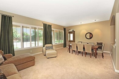 R-19087 E Canary Way QC(RW)0290