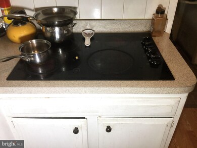 3904 Wakefield Ln, Bowie, MD 20715 - photo 6