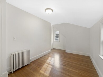 106 Brookline St, Chestnut Hill, MA 02467 - photo 6