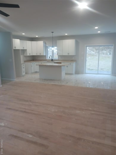 207 Roosa Gap Rd, Bloomingburg, NY 12721 - photo 2