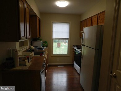 15112 N Ridge Ave, Greencastle, PA 17225 - photo 5