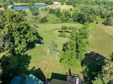 13931 Mcduffee Rd, Churubusco, IN 46723 - photo 4