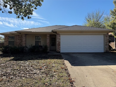 5812 Kennedy St, Watauga, TX 76148 - photo 2