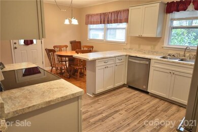 Open Kitchen & Dining Area