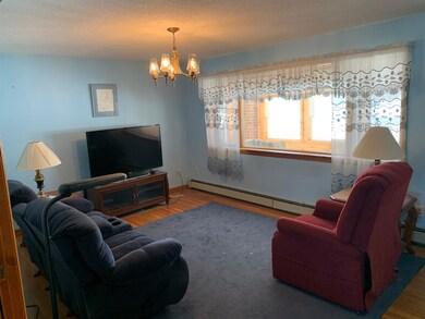 39 Edwards St, Colebrook, NH 03576 - photo 6