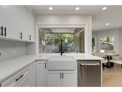 5685 Charles Cir, Lake Oswego, OR 97035 - photo 5