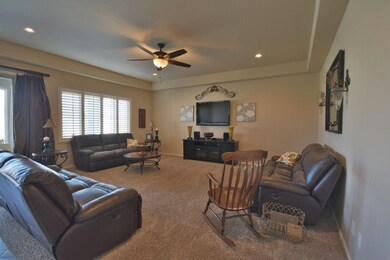 7 Large Great Room