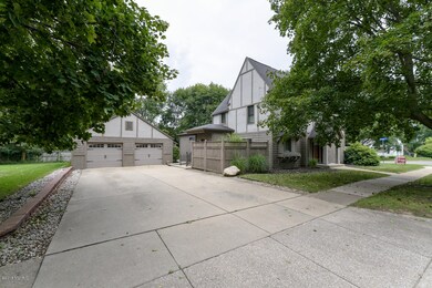 Duke_St_3725_Kalamazoo_49008-6
