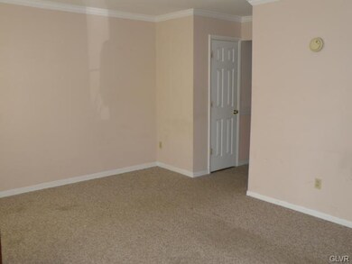 5571 Wedge Ln, Allentown, PA 18106 - photo 2