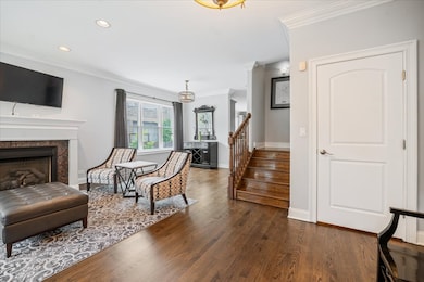 unlisted-address, Chicago, IL 60618 - photo 3