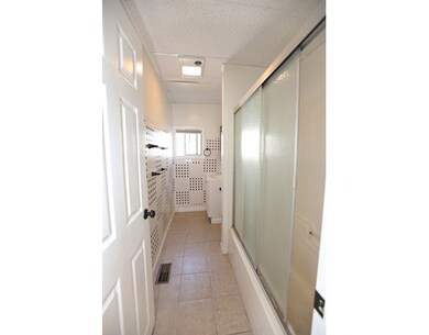 14 Whittier St, Lynn, MA 01902 - photo 4