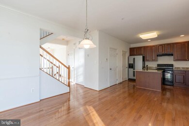 7512 Langport Ct, Hanover, MD 21076 - photo 7