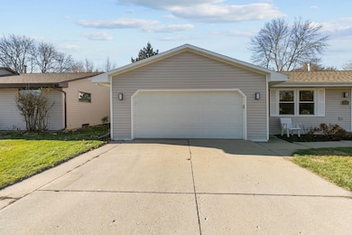 1635 N Mcintosh Dr, Appleton, WI 54914 - photo 3