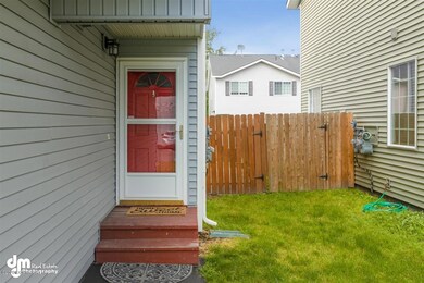 02-Exterior Front-ELKO7313