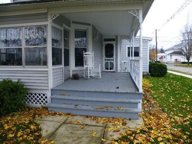 326 Riverside Dr, Lowell, MI 49331 - photo 2