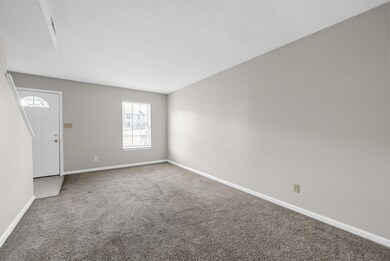 1871 Waters Edge Dr unit A, Clarksville, TN 37043 - photo 3