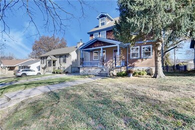Front porch to relax on