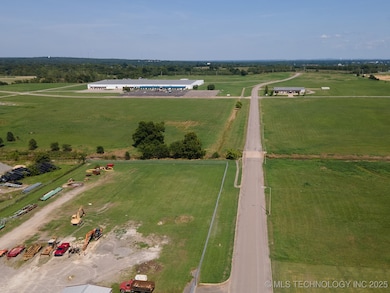 900 Airport, Tahlequah, OK 74464 - photo 5